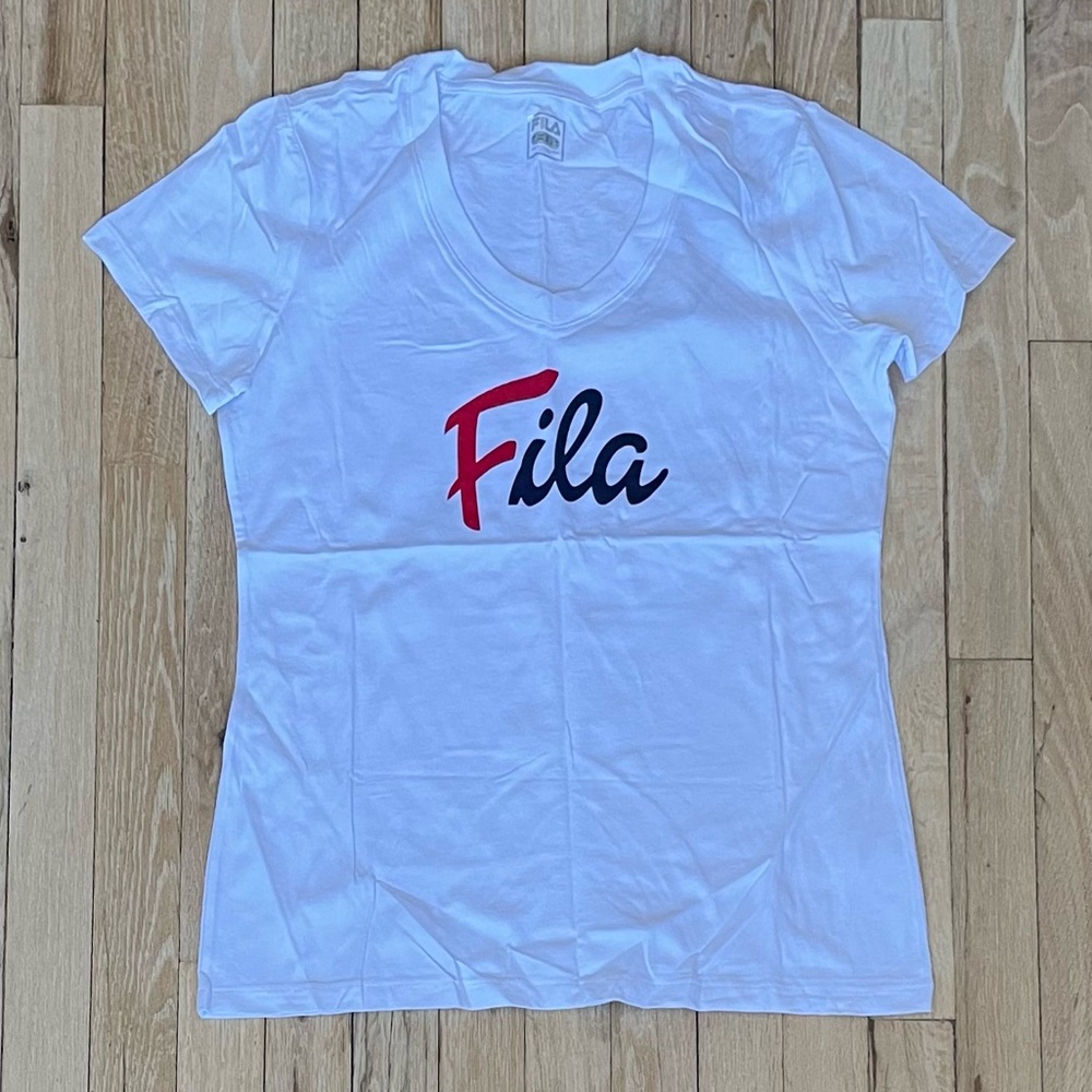 FILA Mylo V Neck T-Shirt Nwt